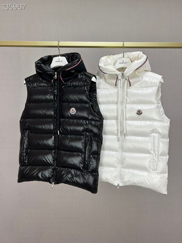 Moncler sz1-5 26yr81